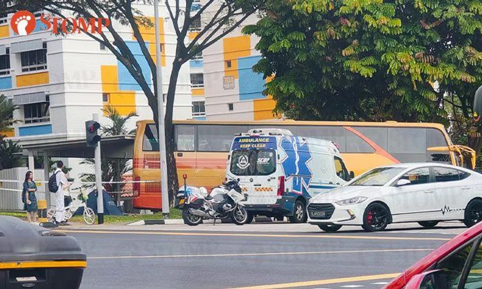 61-year-old cyclist dies in accident at Pioneer Road North, 44-year-old bus driver arrested
