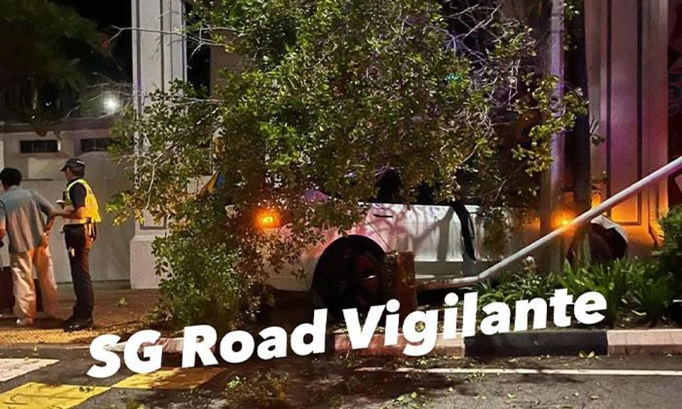 26-year-old man arrested for drink driving after crashing car into Chinatown shophouse 