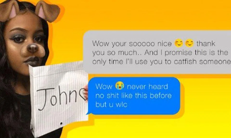 Girl agrees to help catfisher score some free textbooks by sending this selfie