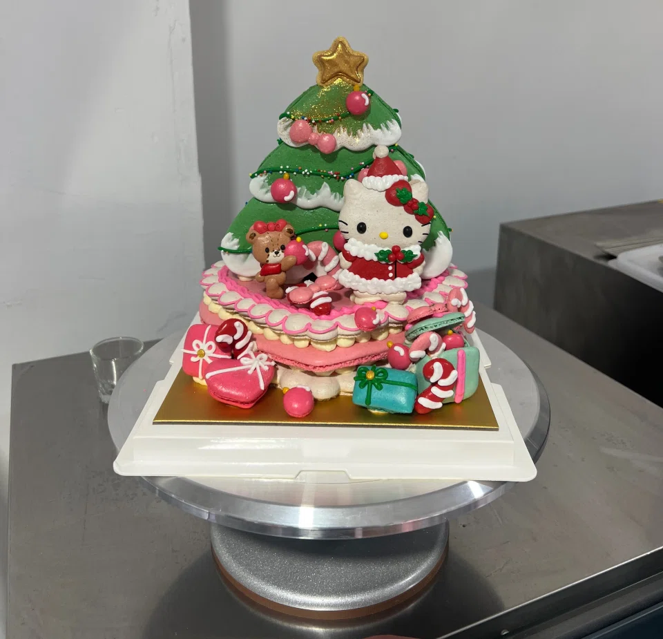 Jisoo's order from Singaporean-founded macaron patisserie Sugarsmith included macarons in the shape of Hello Kitty, a Christmas tree, presents, and Sanrio character Tiny Chum. PHOTO: SUGARSMITH