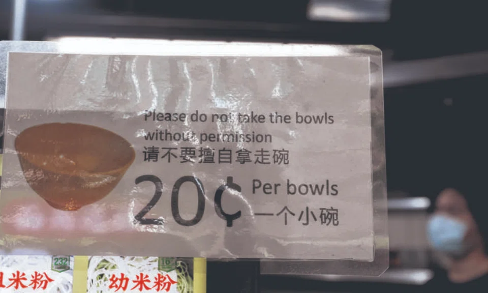 Stores at Bukit Canberra are spotted charging customers 20 cents for every additional bowl taken.