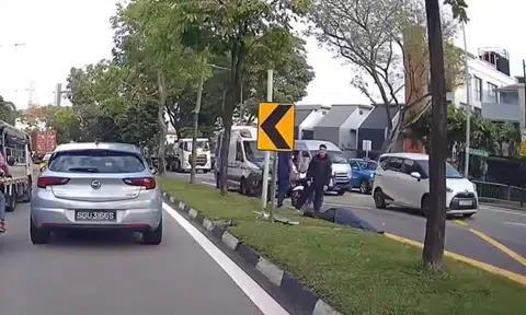 21-year-old motorcyclist dies after skidding in Braddell