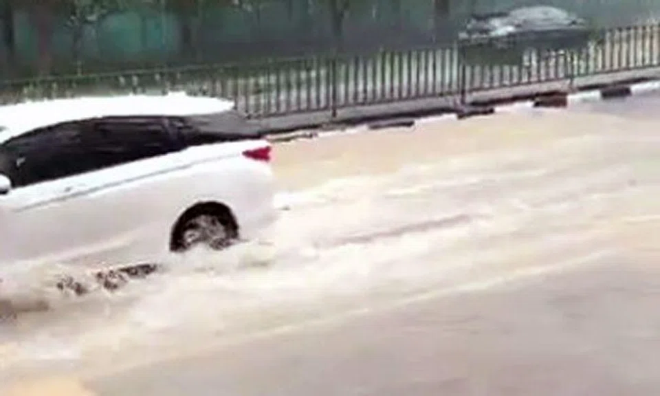 Flash floods in some areas of Singapore