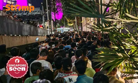 crowd after new year's fireworks at MBS