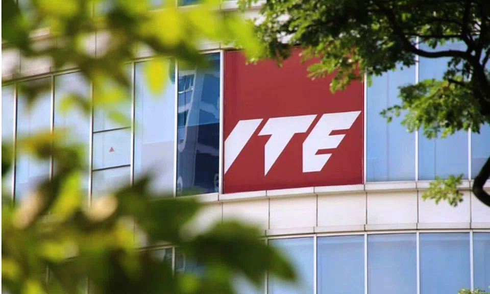 ite exam system allegedly crashes during assessment, students wait 2h