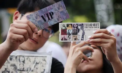 Taylor Swift ticketholders upset promoter added more VIP seats at 70% cheaper, others got scammed