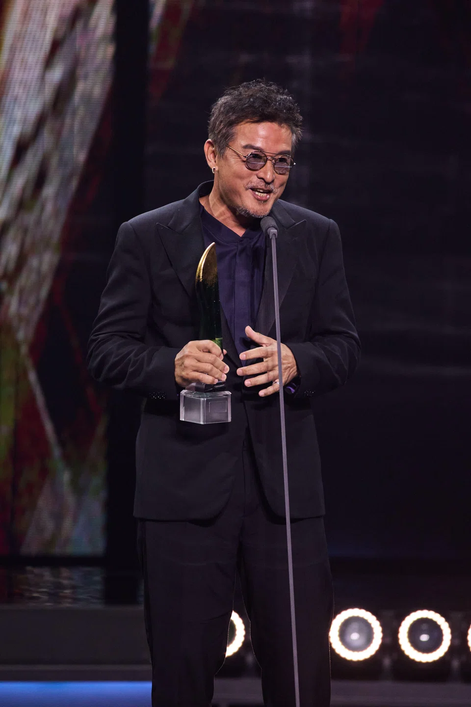 In his acceptance speech, Christopher Lee thanked his wife, actress Fann Wong, and their son, Zed.