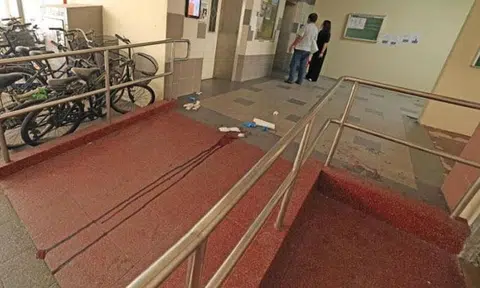 Jail for 72-year-old man who slashed neighbour with knife for bumping into him in lift, victim died 2 hours later of heart disease