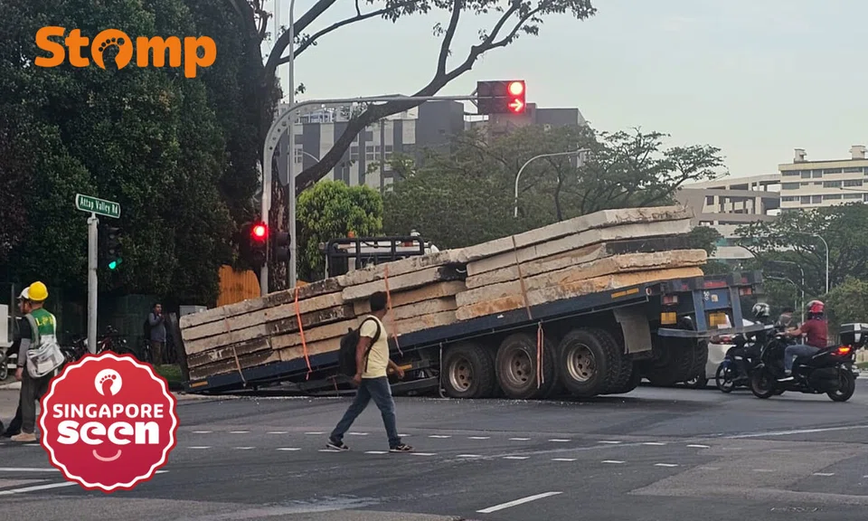 trailer accident, concrete slabs, Woodlands