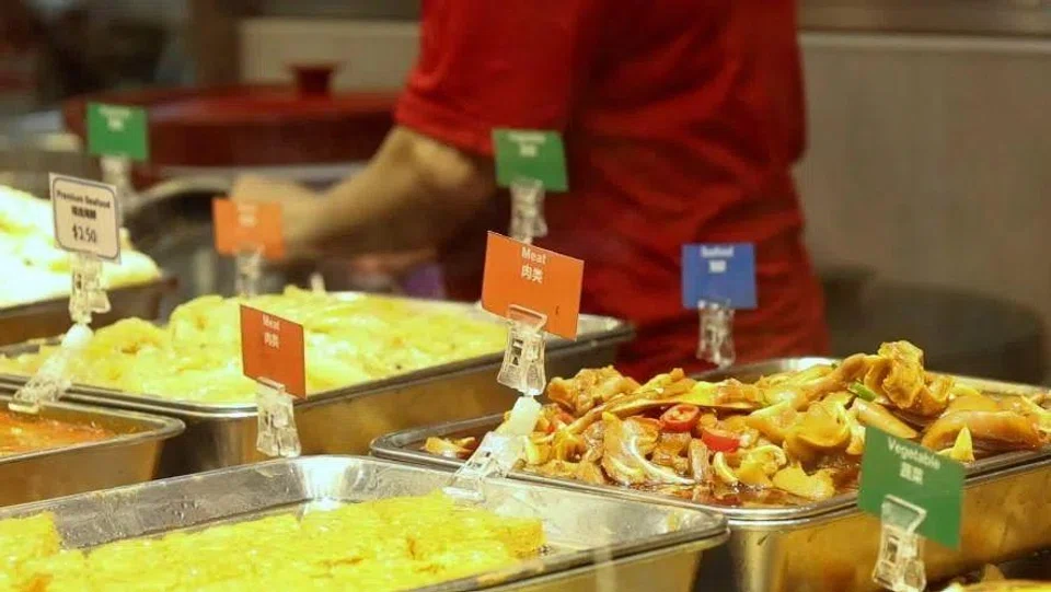 Cai png stalls at Koufu foodcourts and coffee shops will now have labels showing the price of dishes.
