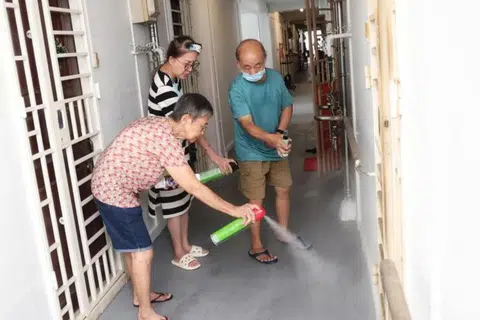 One resident bought five cans of insecticide and finished four in three days.