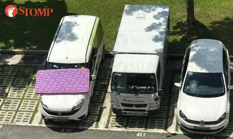 Bukit Panjang resident comes up with great way to 'suntan' your mattress