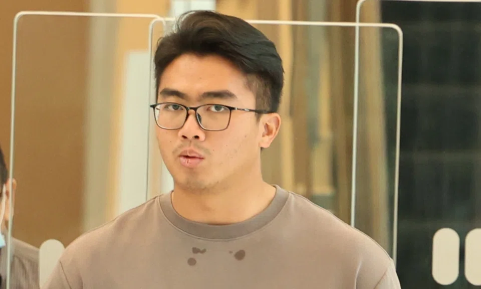 Frustrated by his employer’s demands, freelance caregiver Joel Goh Ming Xuan, 22, took it out on his patient by punching him and hitting him in the face.