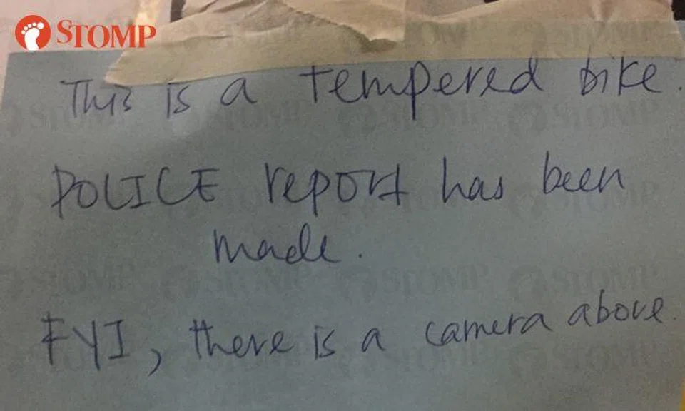Yishun resident leaves note on damaged ofo bikes that says, "FYI, there's a camera above"