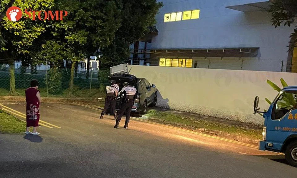 car crashes into wall at broadrick road