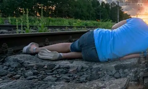 Drunk passenger fell onto LRT track in Bukit Panjang on Oct 27, disrupting services