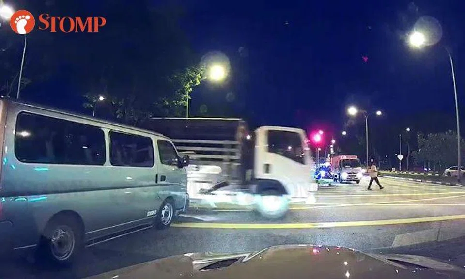 School van crashes into lorry after beating red light at Bishan Rd