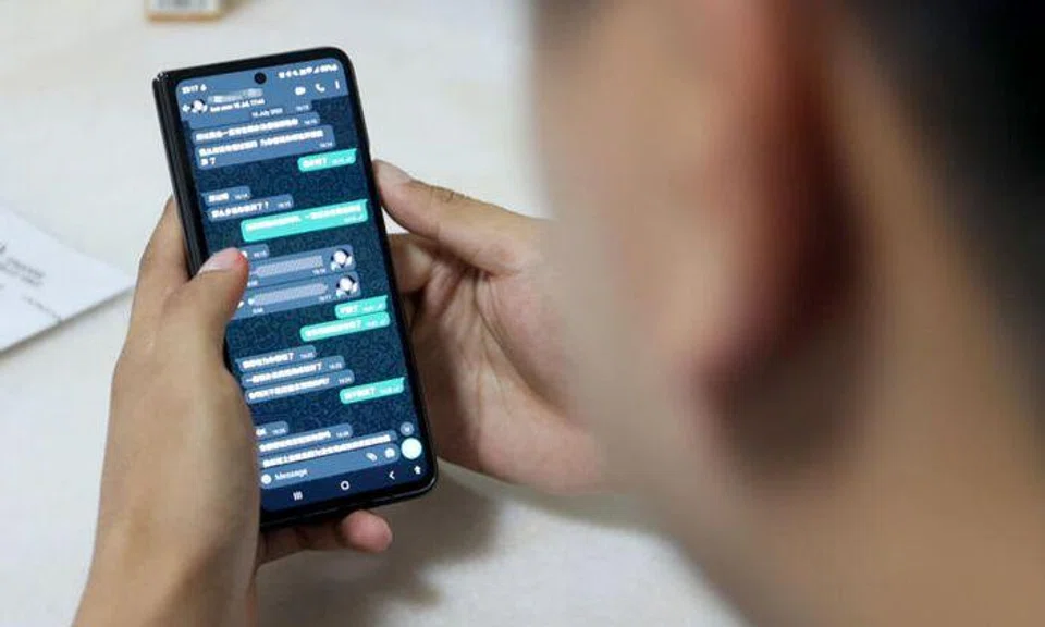 25-year-old man loses over $21,000 after helping 'pretty Instagram GF' with tasks