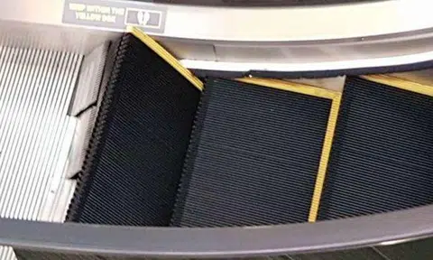 Narrow escape for couple and baby in stroller after White Sands Mall escalator buckles -- just after they stepped off 