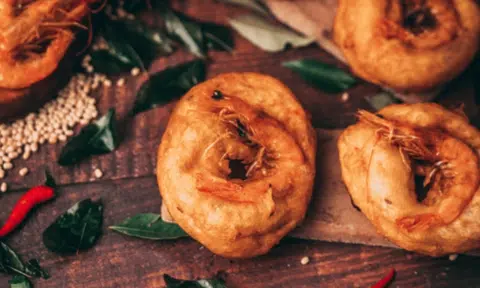 Organiser stuck with $200 worth of food from Original Vadai that arrives only after guests have left