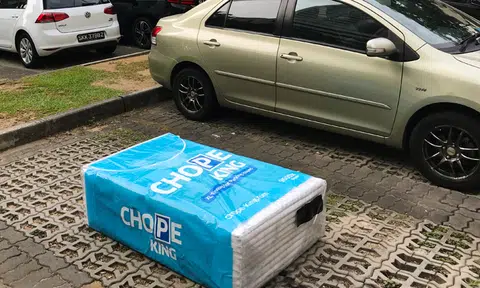 Uber behind mysterious tissue packet used to chope parking lot in Singapore