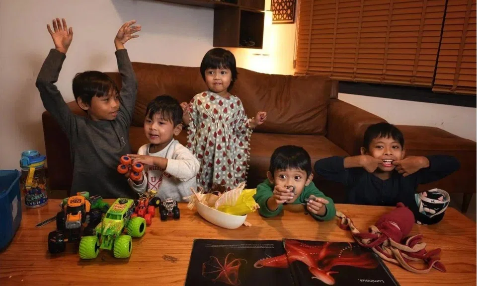 Five of Amirudin Mohd Zain and Aszafirah Abuchildren