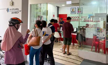 Haze in Singapore: Shelters open, N95 masks distributed