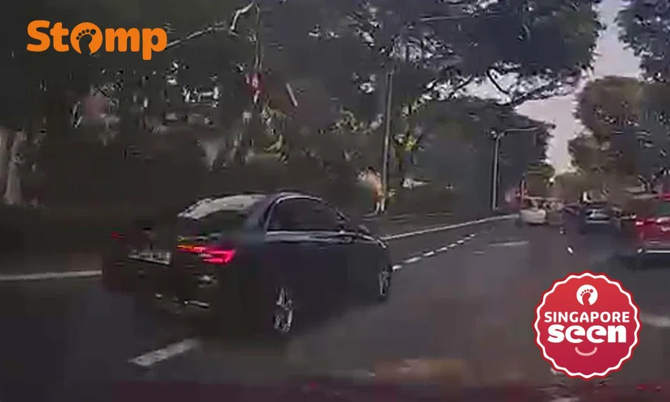 Audi cut lane on ECP