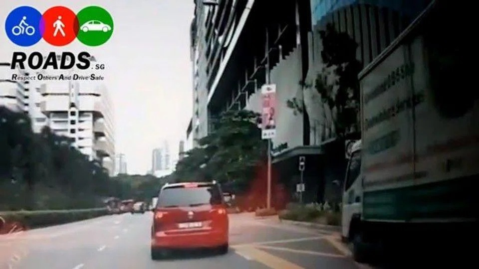 Who's at fault? Biker crashes into turning car at Somerset