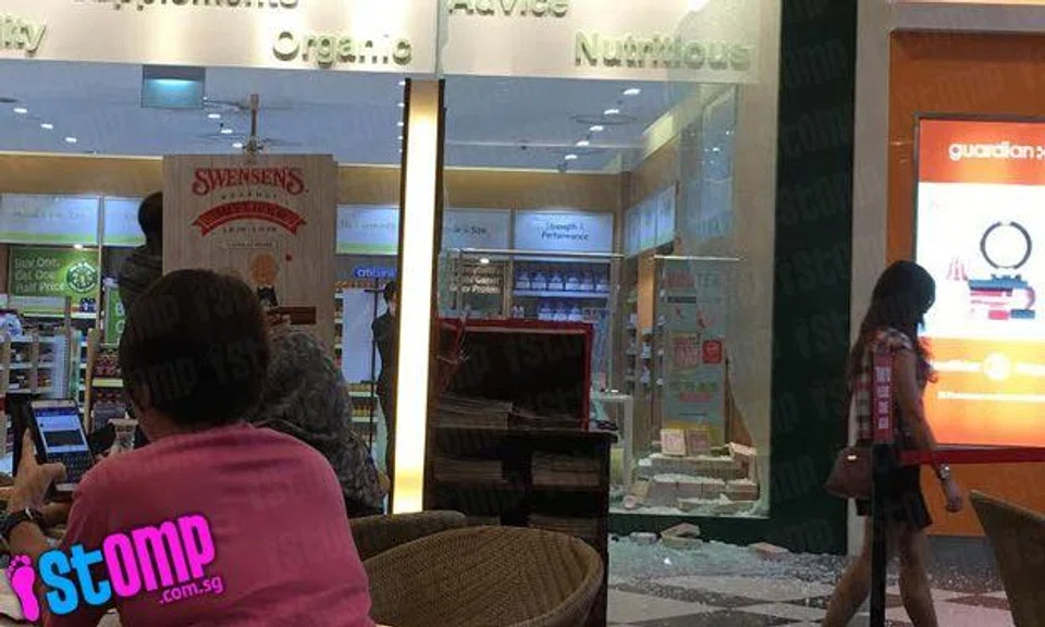 Glass panel shatters during busy lunch hour at Jurong Point