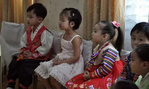 Banned photos that will give you an idea of what living in North Korea is like