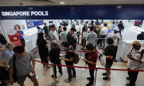 Single ticket wins $12.3 million Toto jackpot after three draws with no winner