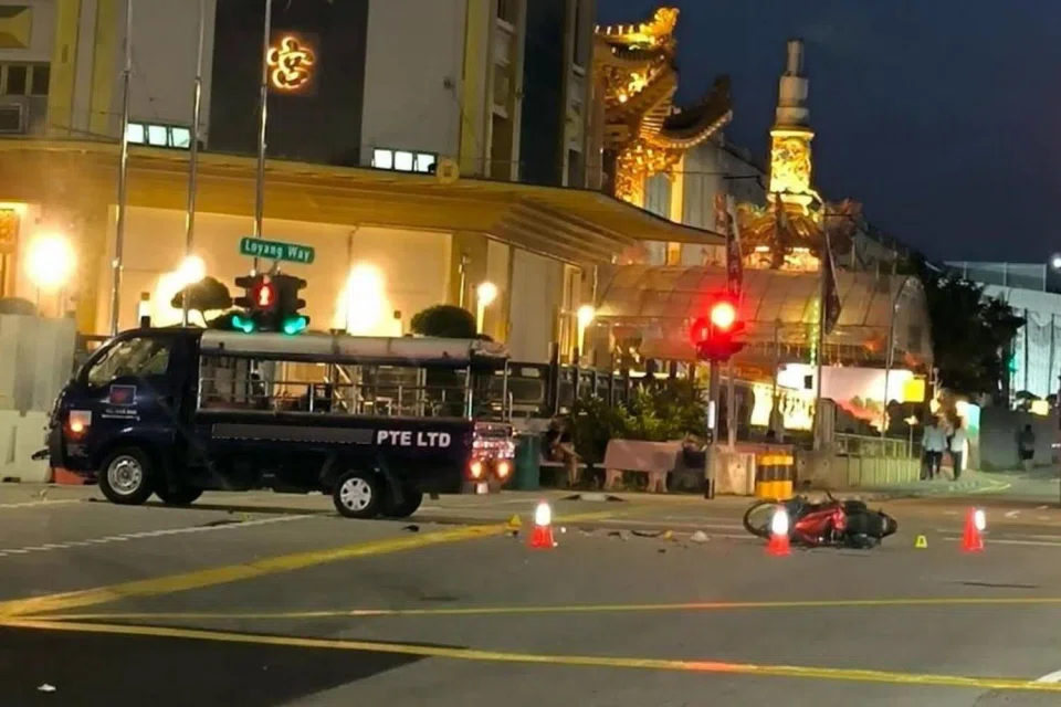 The 27-year-old male riding the e-bike was unconscious when taken to hospital, where he later died. 