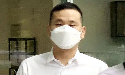 Yu Huajie pleaded guilty to two charges under the Employment of Foreign Manpower Act. ST PHOTO: KELVIN CHNG