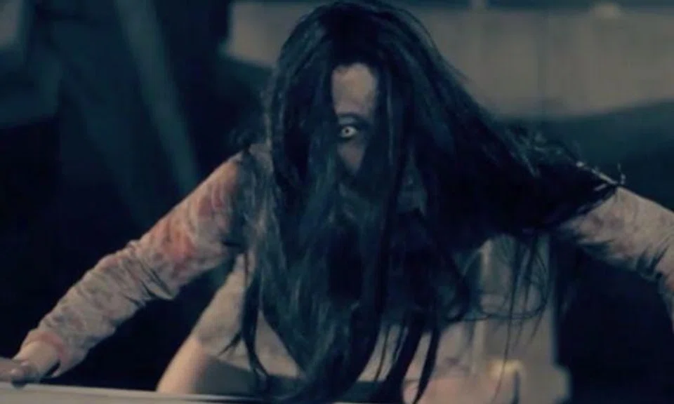Actress becomes possessed during horror movie shoot: Will the crew ever make it back alive?