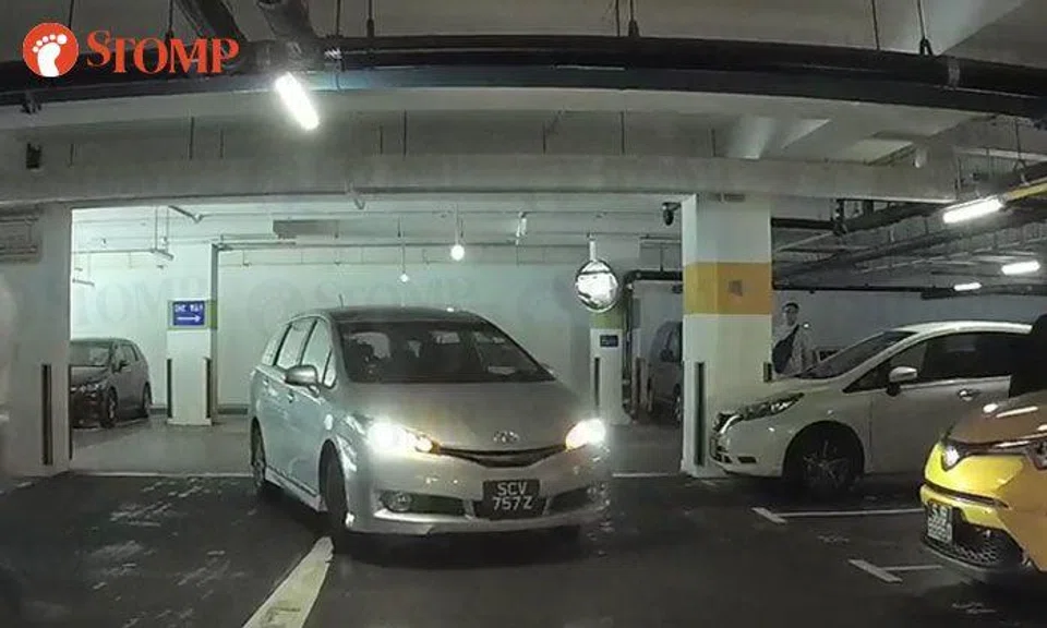 Driver goes against traffic to 'kiap' lot at SAFRA Toa Payoh