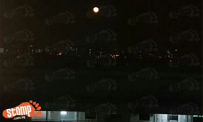 Eunos residents spot Planet Venus and Red Moon from 16th-storey flat ...