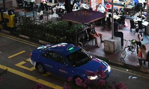 Chinatown restaurant sells alcohol in plastic cups and teapots after midnight to evade detection