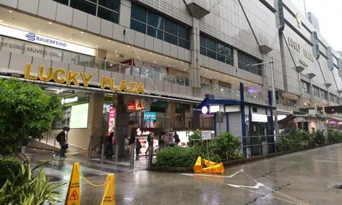 Ukrainian sailor jailed for molesting security supervisor, convenience store worker at Lucky Plaza
