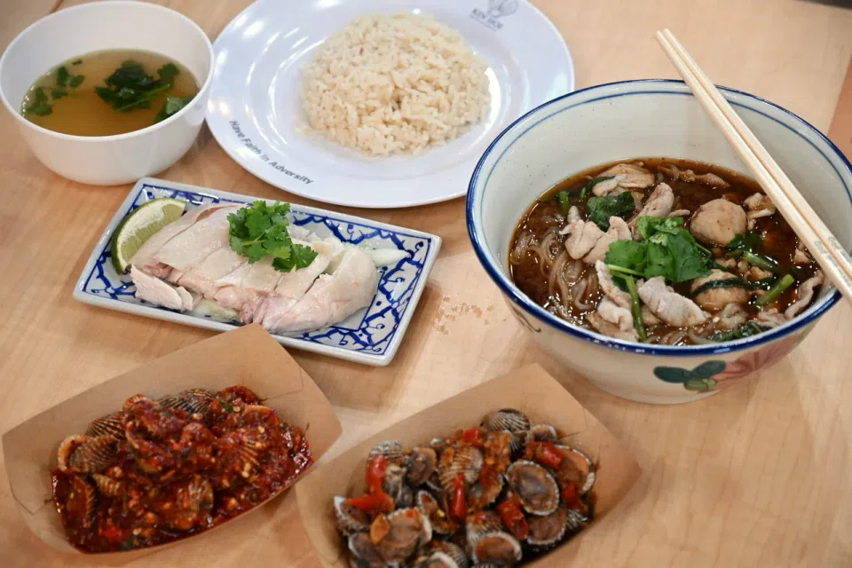 Kin Hoi's signature offerings include cockles served with spicy and Thai Teochew sauces, Boat Noodles and Thai Chicken Rice.