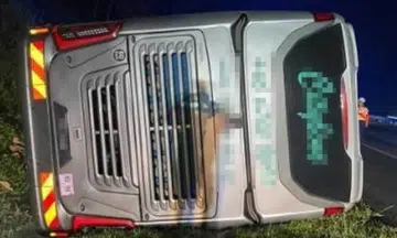Singaporean injured in tour bus accident in Melaka