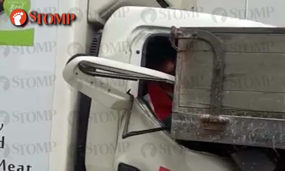 Stomp Vehicle SCDF rescue driver trapped in lorry after multiple vehicle collision on ...