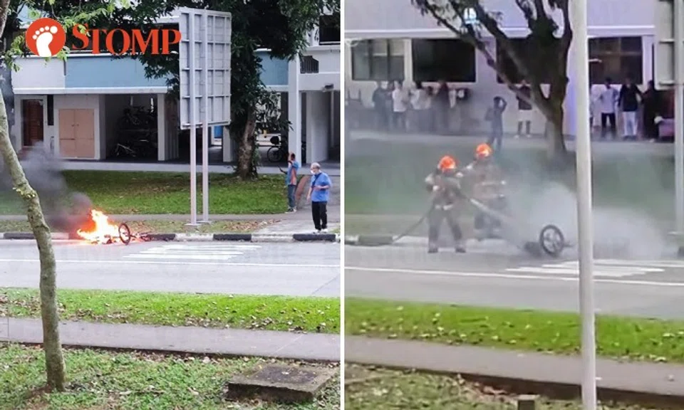 Stomper Rambutan shared videos and photos of the power-assisted bicycle (PAB) in flames and Singapore Civil Defence Force (SCDF) firefighters extinguishing the fire.