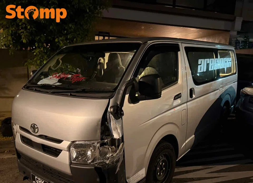 Go-Ahead bus damages van in hit-and-run at Loyang