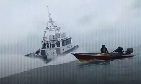 Singapore police respond to claims of coast guard 'intimidation' against Indonesian fishermen