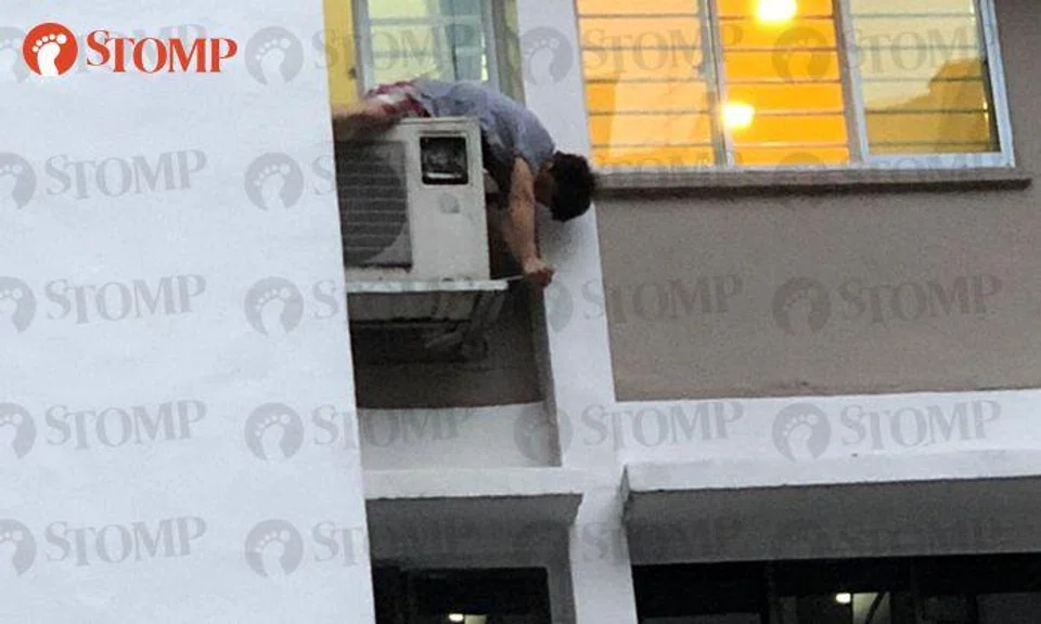 Man on 5th floor of Teban Gardens block, no air-con is worth risking your life to fix