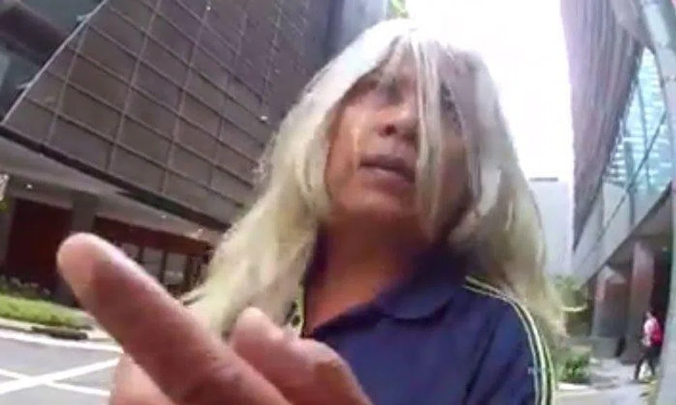 Bus driver curses and shouts at enforcement officer after being told he can't wait on double yellow zigzag line