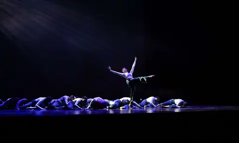 President Halimah Yacob delighted by dance concert put on by 400 ITE students