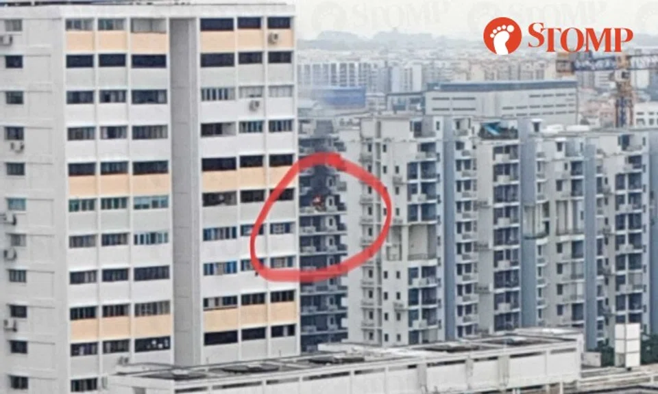 Stomper Kwok shared a video taken from a distance that shows smoke rising out from the building.