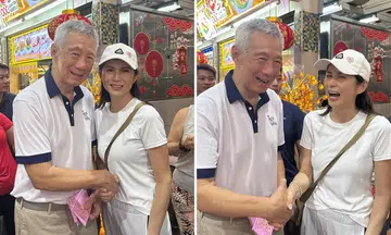Actress Pan Lingling received hongbao from SM Lee Hsien Loong during his CNY walkabout